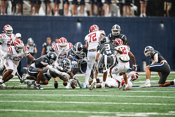 Hillgrove fumble recovered by Marietta during Class AAAAAA football action