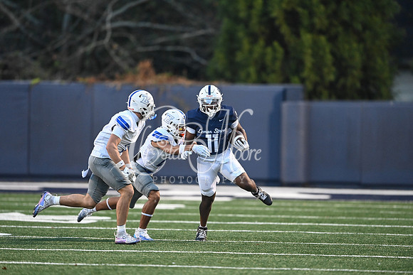 Class AAAAAA football action with Marietta taking on Etowah