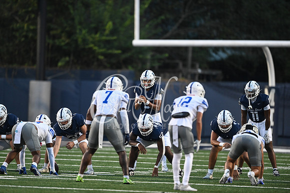 Class AAAAAA football action with Marietta taking on Etowah