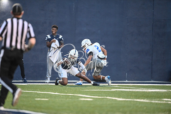 Class AAAAAA football action with Marietta taking on Etowah