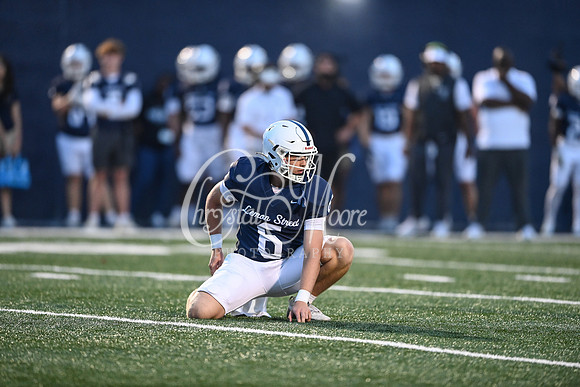 Class AAAAAA football action with Marietta taking on Etowah