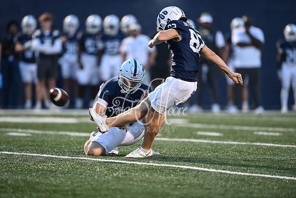 Class AAAAAA football action with Marietta taking on Etowah