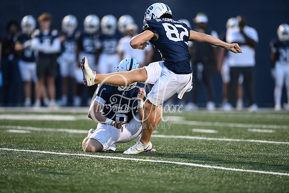 Class AAAAAA football action with Marietta taking on Etowah