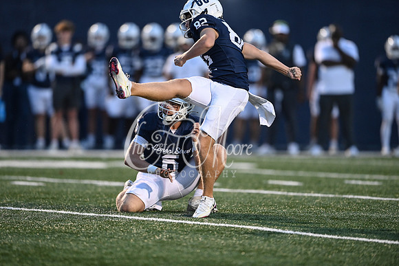 Class AAAAAA football action with Marietta taking on Etowah