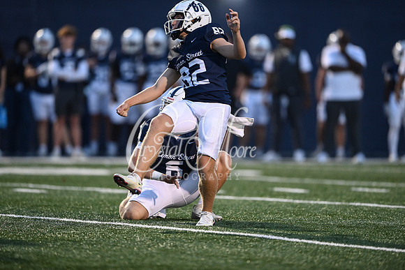 Class AAAAAA football action with Marietta taking on Etowah