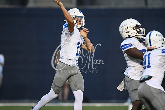 Class AAAAAA football action with Marietta taking on Etowah