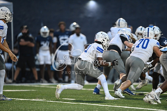 Class AAAAAA football action with Marietta taking on Etowah