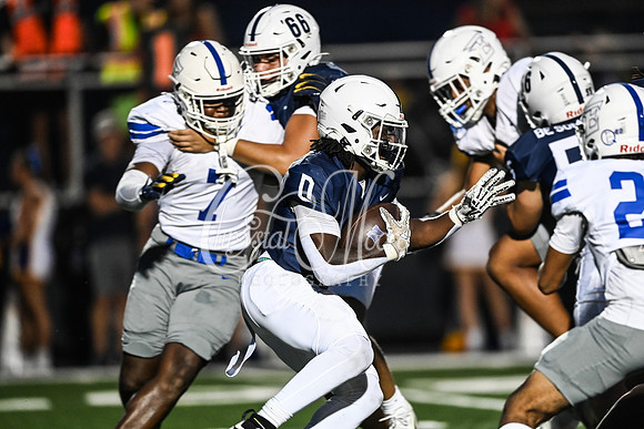 Class AAAAAA football action with Marietta taking on Etowah
