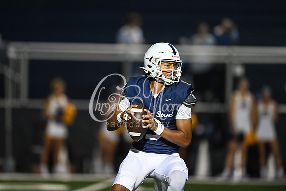 Class AAAAAA football action with Marietta taking on Etowah