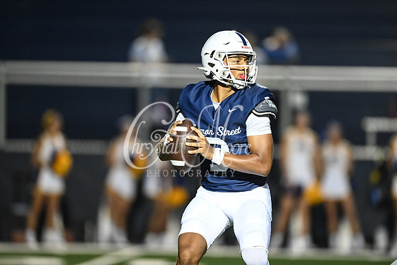 Class AAAAAA football action with Marietta taking on Etowah
