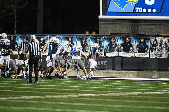 Class AAAAAA football action with Marietta taking on Etowah