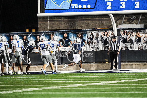 Touchdown by Titus Grant, Junior (1) during class AAAAAA football action with Marietta taking on Etowah