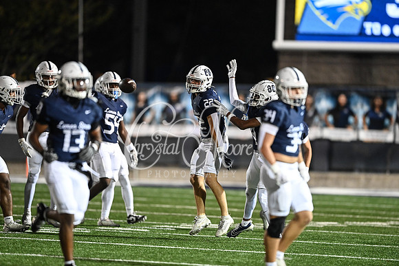 Class AAAAAA football action with Marietta taking on Etowah