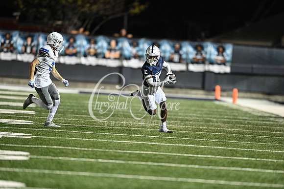 Class AAAAAA football action with Marietta taking on Etowah