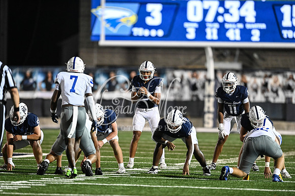 Class AAAAAA football action with Marietta taking on Etowah