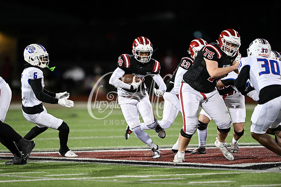 Hillgrove vs Peachtree Ridge during second round GHSA 6A State Football Playoffs
