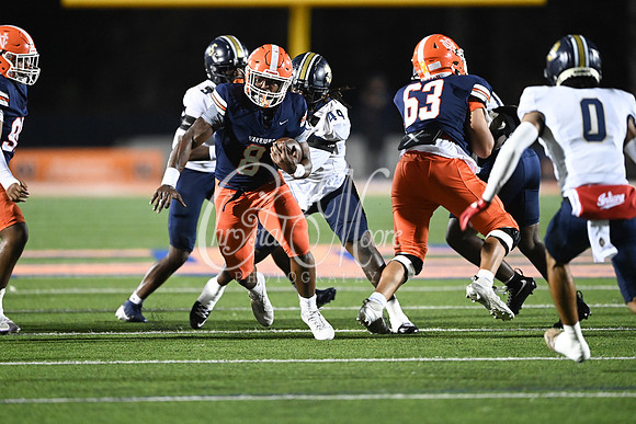 Run by North Cobb Zach Belyeu, Sophomore (8) during second round GHSA Class AAAAAA football action against Douglas County