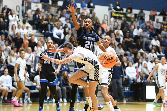 6A GHSA Quarterfinals Girls Basketball with North Paulding High School vs Newton High Schoo