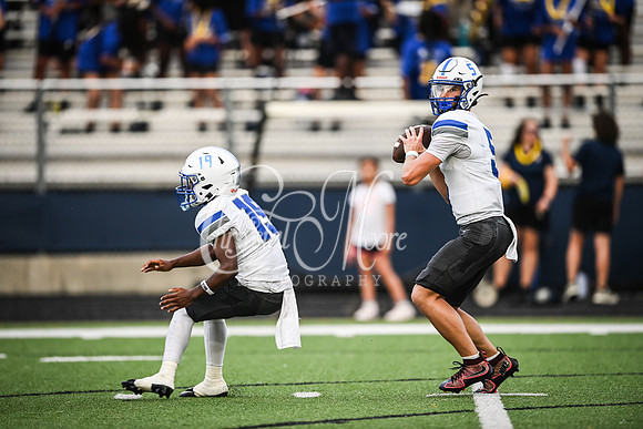 Davin Lemire, Senior (5) looking down field during Region 5AAAAAA Wheeler vs Region 3AAAAAA matchup on August 21, 2026 - Marietta, GA. Special - Chrystal Moore.