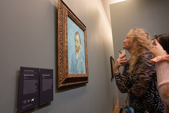 Looking at Van Gogh