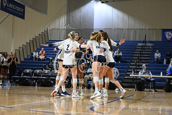 Pace Academy vs Gordon Lee High School during 2021 GHSA State 2A-1A Public Volleyball State Championship