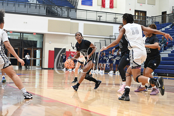 6A Marietta vs 6A North Paulding during Region 5 semi-finals girls basketball tournament