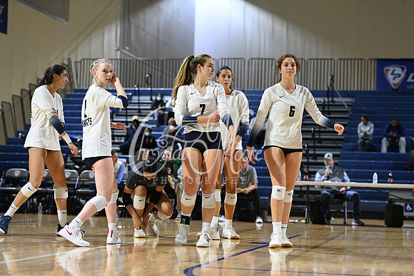 Pace Academy vs Gordon Lee High School during 2021 GHSA State 2A-1A Public Volleyball State Championship