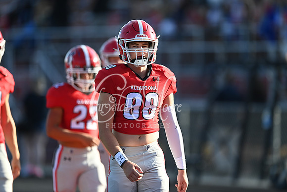 Allatoona vs Harrison High School Friday Night Football Action