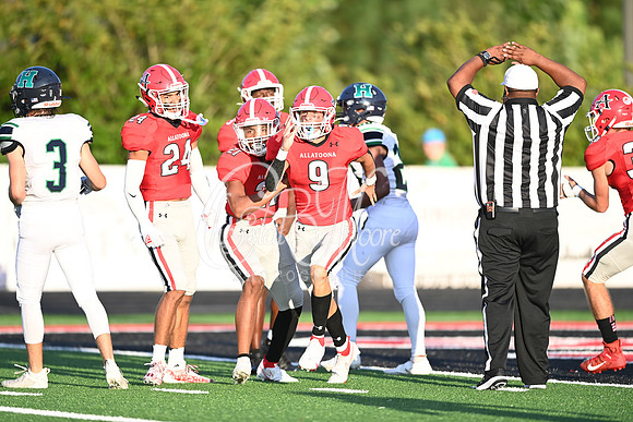Allatoona vs Harrison High School Friday Night Football Action