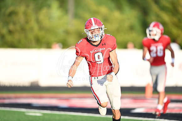 Allatoona vs Harrison High School Friday Night Football Action