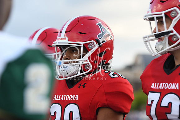 Allatoona vs Langston Hughes Friday Night Football Action