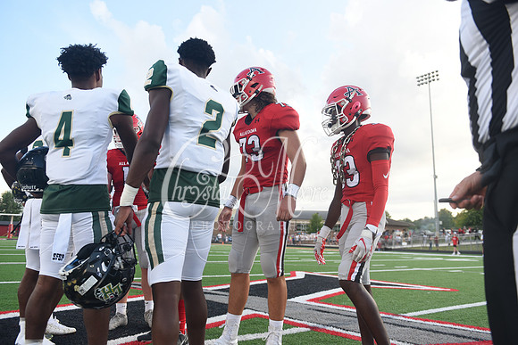 Allatoona vs Langston Hughes Friday Night Football Action