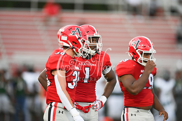 Allatoona vs Langston Hughes Friday Night Football Action