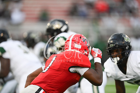 Allatoona vs Langston Hughes Friday Night Football Action