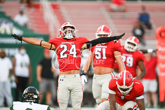 Allatoona vs Langston Hughes Friday Night Football Action