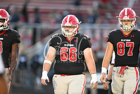 Allatoona vs Kennesaw Mountain High School Friday Night Football action