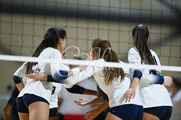 Pace Academy vs Gordon Lee High School during 2021 GHSA State 2A-1A Public Volleyball State Championship