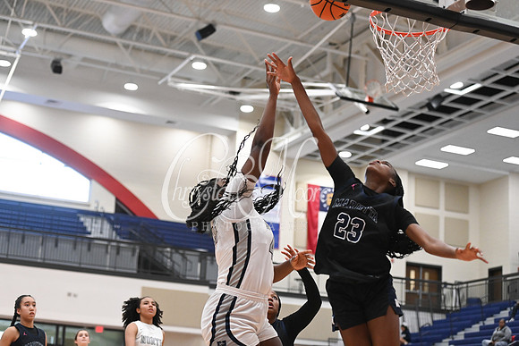 6A Marietta vs 6A North Paulding during Region 5 semi-finals girls basketball tournament