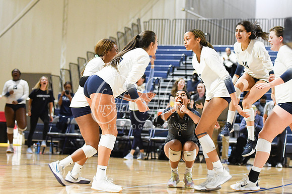 Pace Academy vs Gordon Lee High School during 2021 GHSA State 2A-1A Public Volleyball State Championship