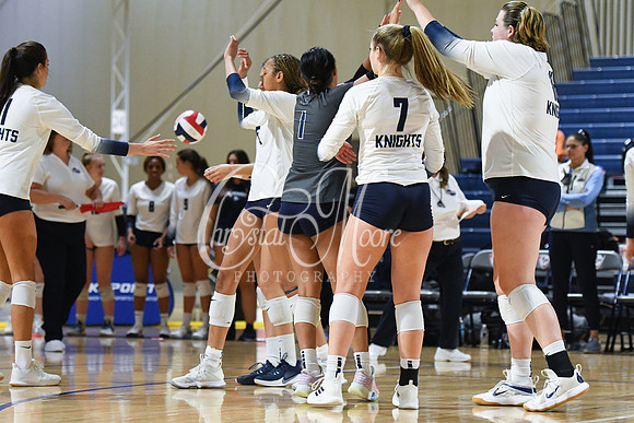 Pace Academy vs Gordon Lee High School during 2021 GHSA State 2A-1A Public Volleyball State Championship