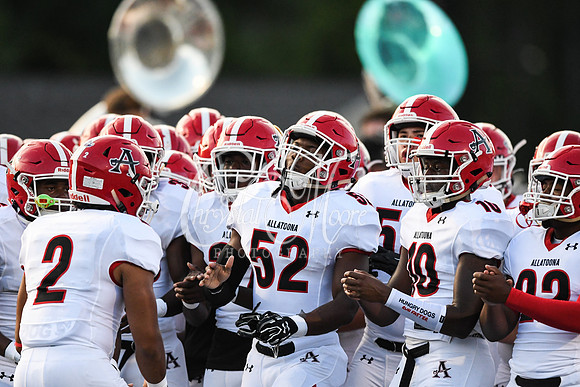 Allatoona vs Harrison Friday Night Football Action