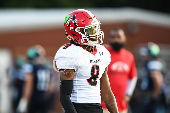 Allatoona vs Harrison Friday Night Football Action