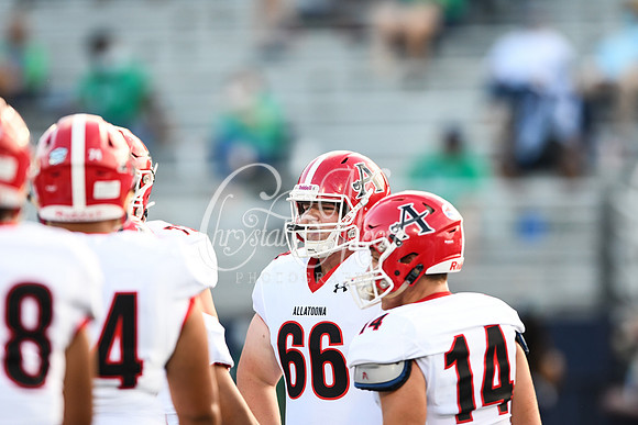 Allatoona vs Harrison Friday Night Football Action