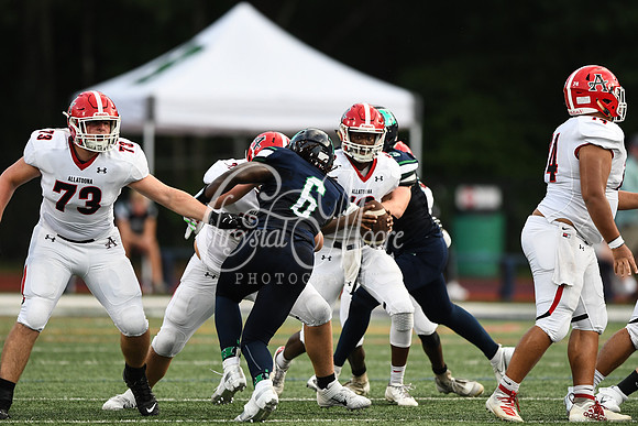 Allatoona vs Harrison Friday Night Football Action