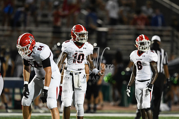 Allatoona vs Harrison Friday Night Football Action