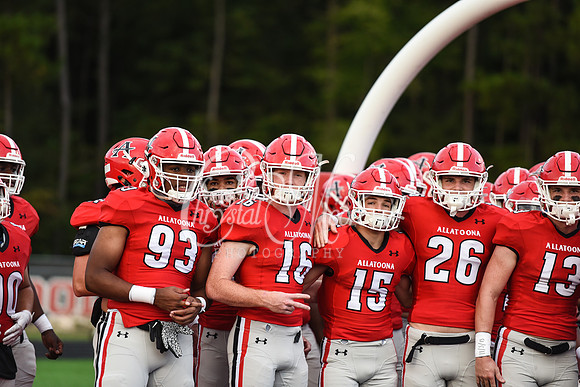 Allatoona vs South Cobb High School Friday Night Football action