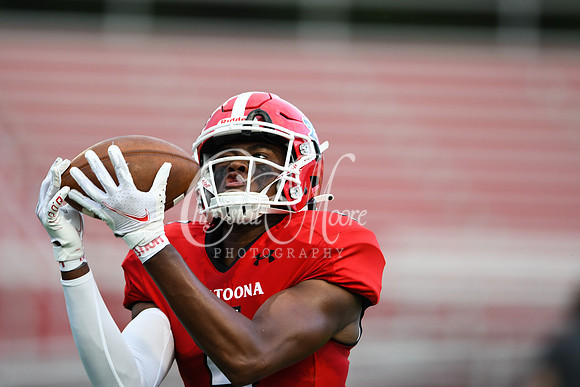 Allatoona vs South Cobb High School Friday Night Football action