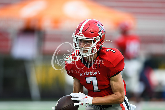 Allatoona vs South Cobb High School Friday Night Football action