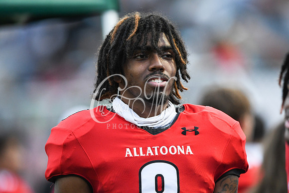 Allatoona vs South Cobb High School Friday Night Football action