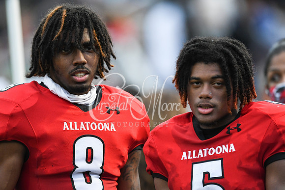 Allatoona vs South Cobb High School Friday Night Football action